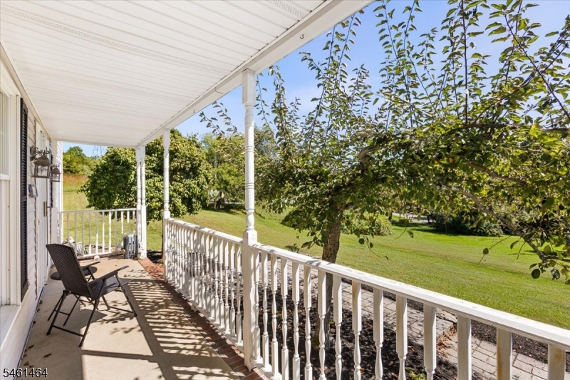34 Fredon Marksboro Rd Property Photo 4