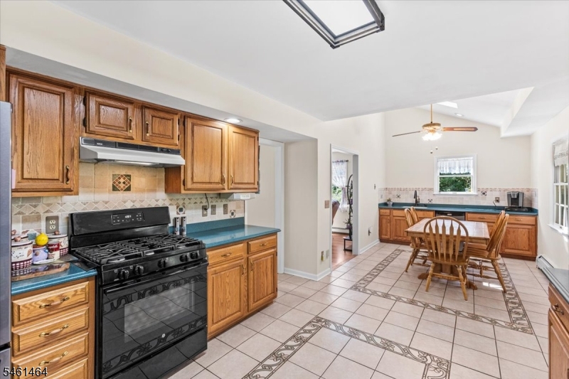 34 Fredon Marksboro Rd Property Photo 15
