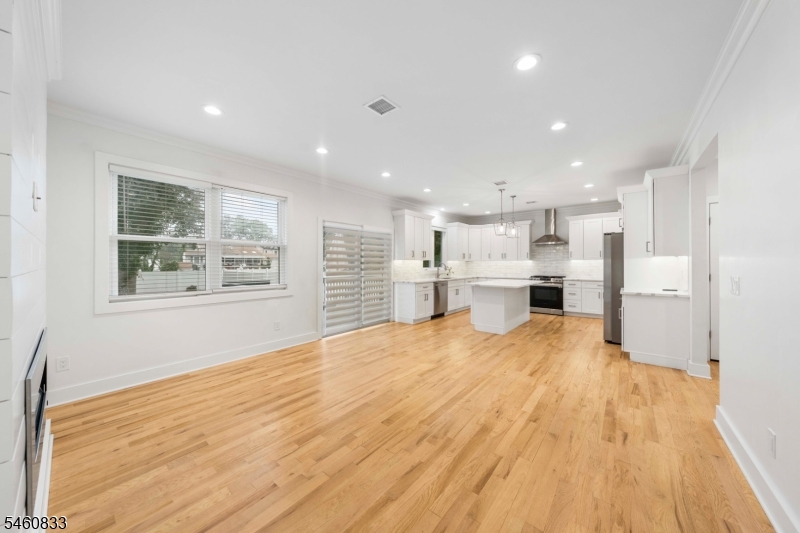 2549 Audrey Ter Property Photo 9