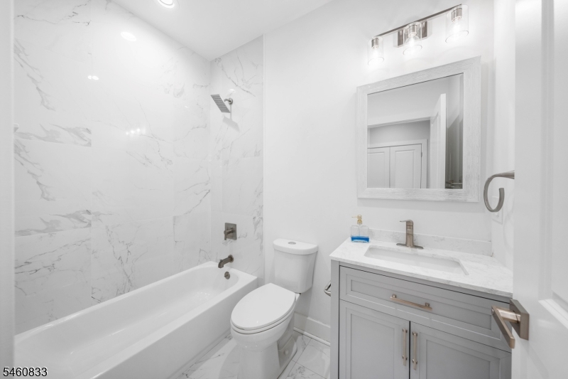 2549 Audrey Ter Property Photo 11