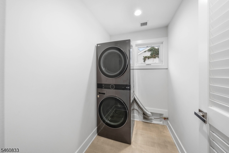 2549 Audrey Ter Property Photo 19