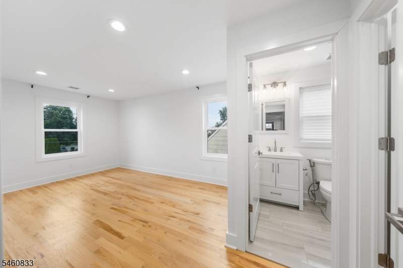 2549 Audrey Ter Property Photo 20