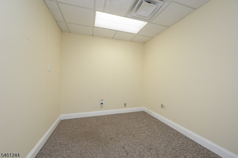 727 Raritan Rd Property Photo 15