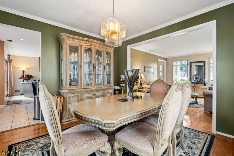 40 Champlain Way Property Photo 13