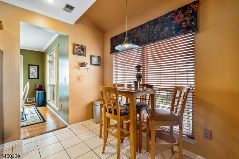 40 Champlain Way Property Photo 16