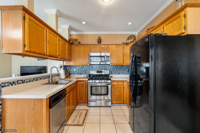 40 Champlain Way Property Photo 17
