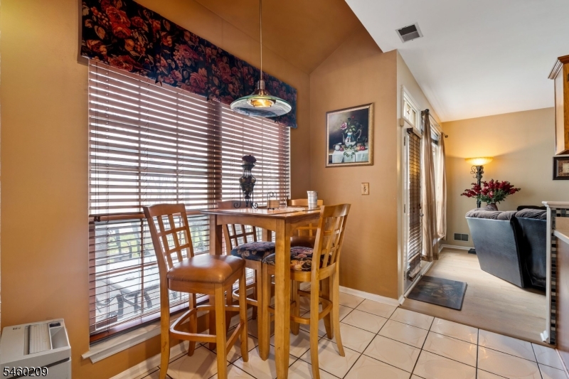 40 Champlain Way Property Photo 19