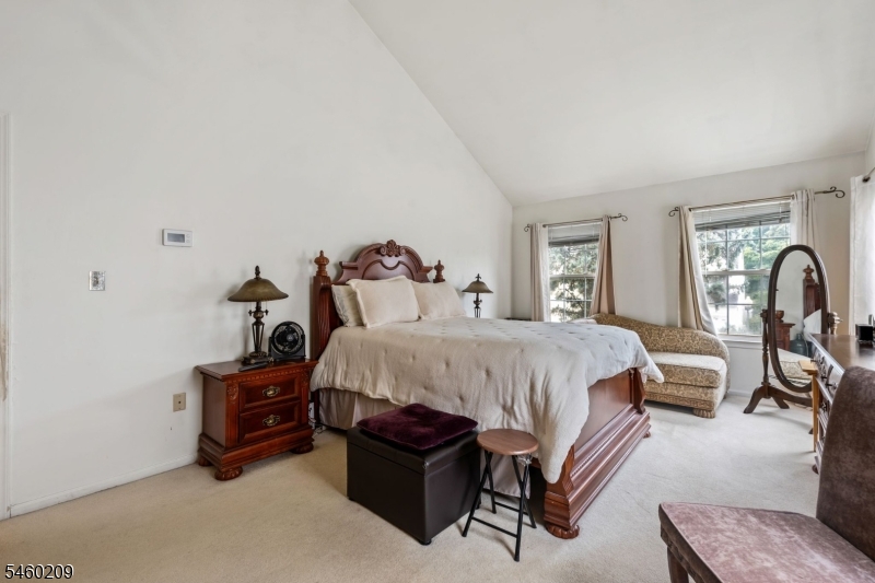 40 Champlain Way Property Photo 26
