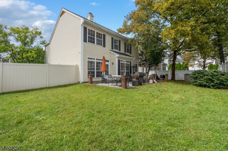 40 Champlain Way Property Photo 35