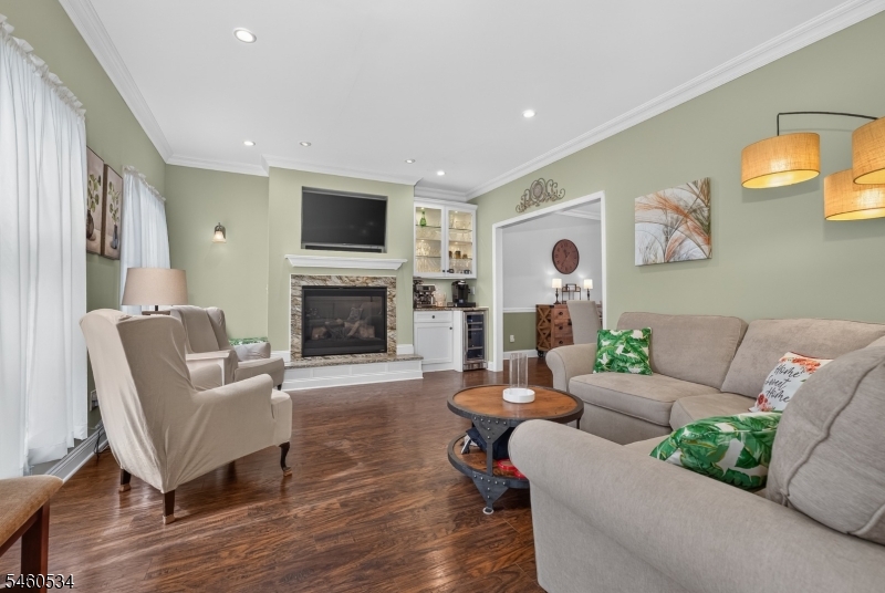 6 Pinewood Rd Property Photo 6
