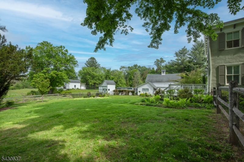 30 Meyersville Rd Property Photo 16