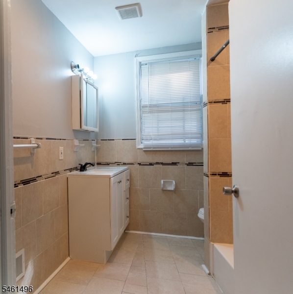 867 S 17th St Property Photo 6
