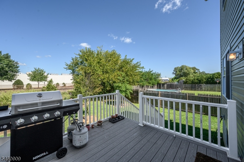 112 Valerie Dr Property Photo 25