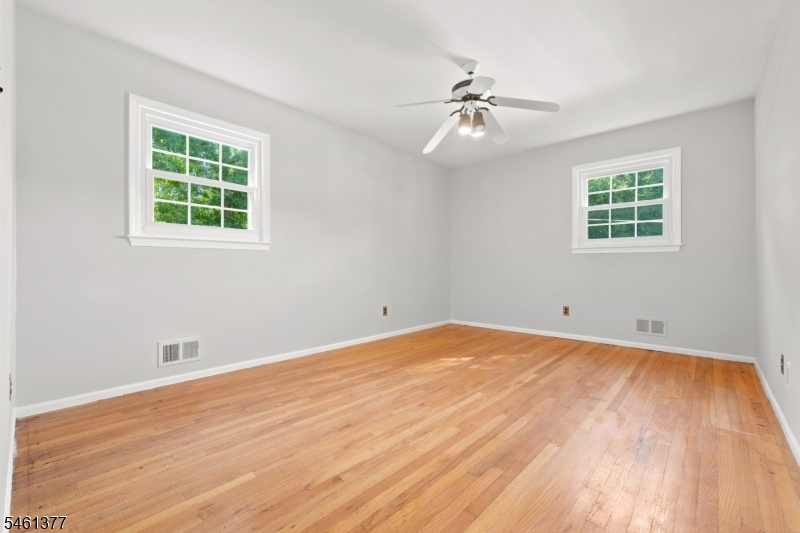 350 Parsippany Blvd Property Photo 22