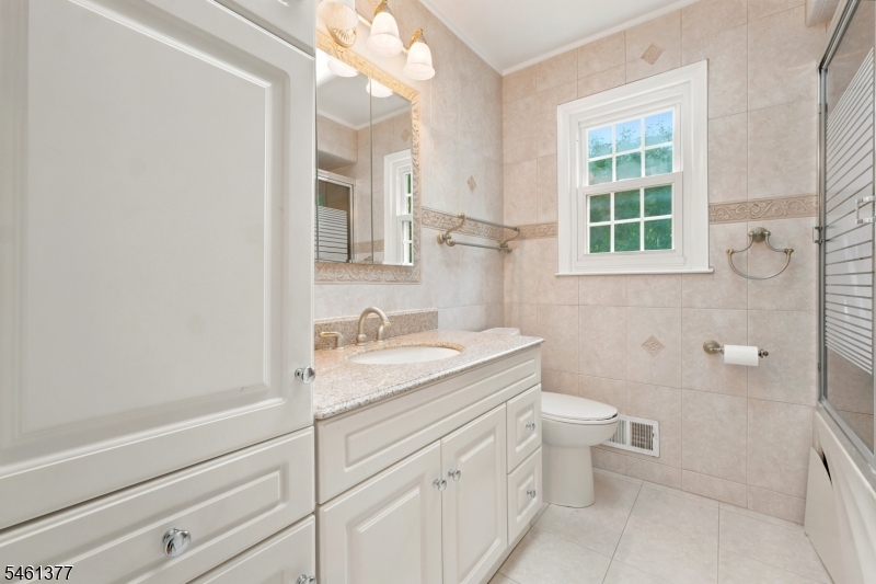 350 Parsippany Blvd Property Photo 29
