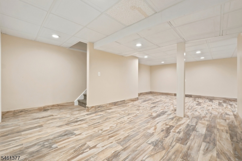 350 Parsippany Blvd Property Photo 30