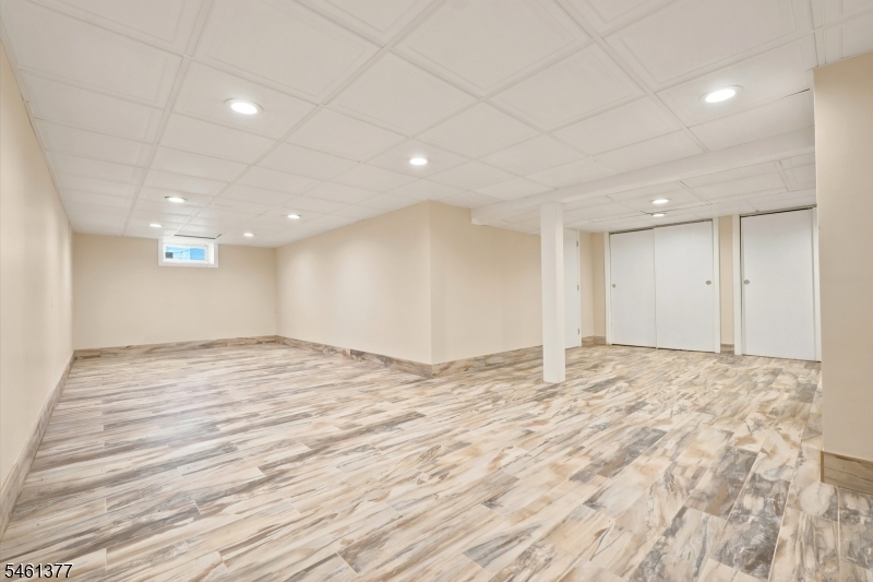 350 Parsippany Blvd Property Photo 31