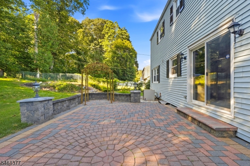 350 Parsippany Blvd Property Photo 37