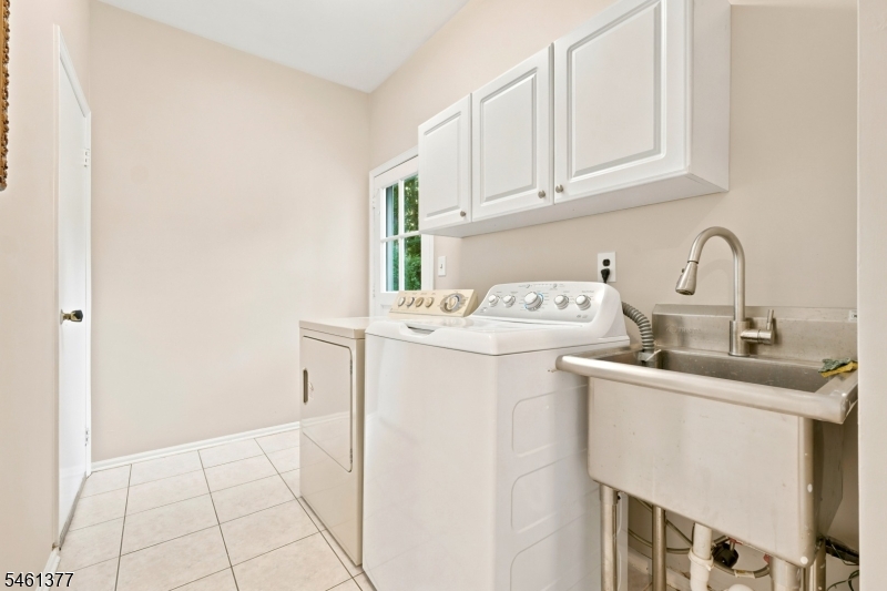 350 Parsippany Blvd Property Photo 42