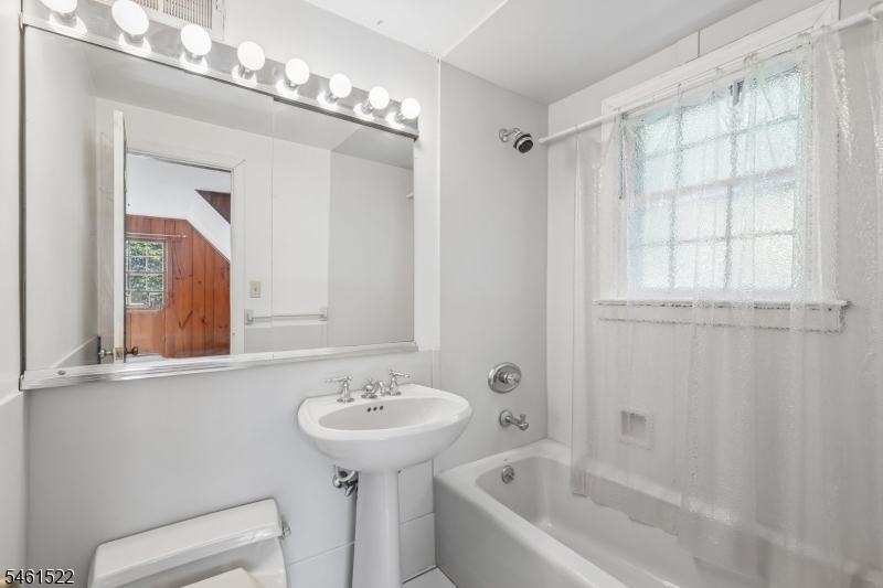 3 Orchard Rd Property Photo 16