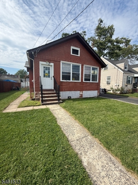 17 W Park Ave Property Photo 2
