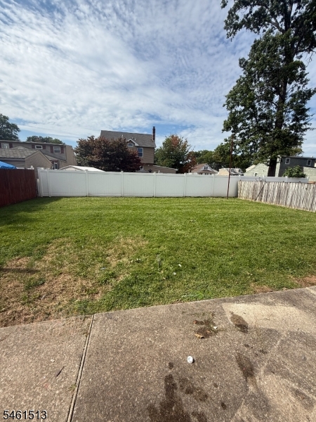 17 W Park Ave Property Photo 5