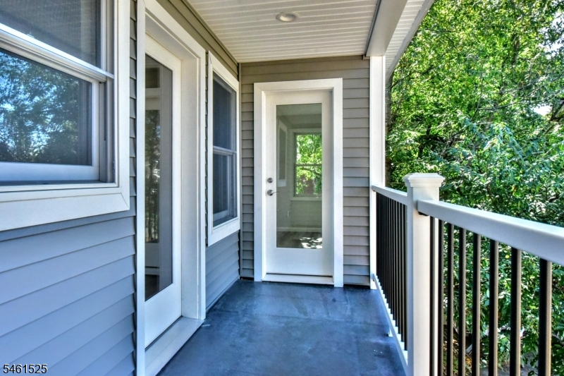 7 Bergen St 203 Property Photo 21