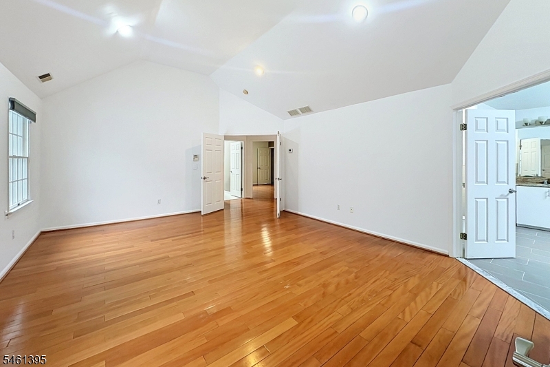 33 Rose Ln Property Photo 25
