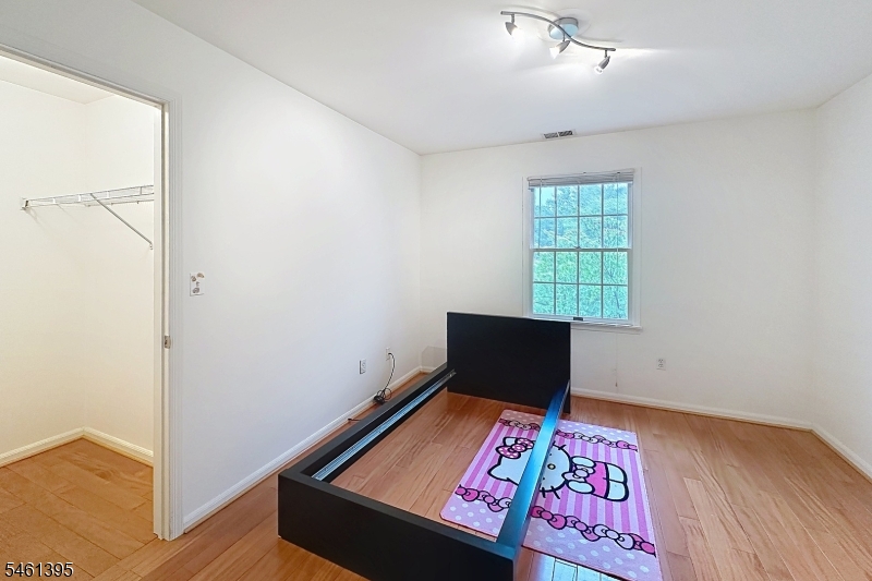 33 Rose Ln Property Photo 37