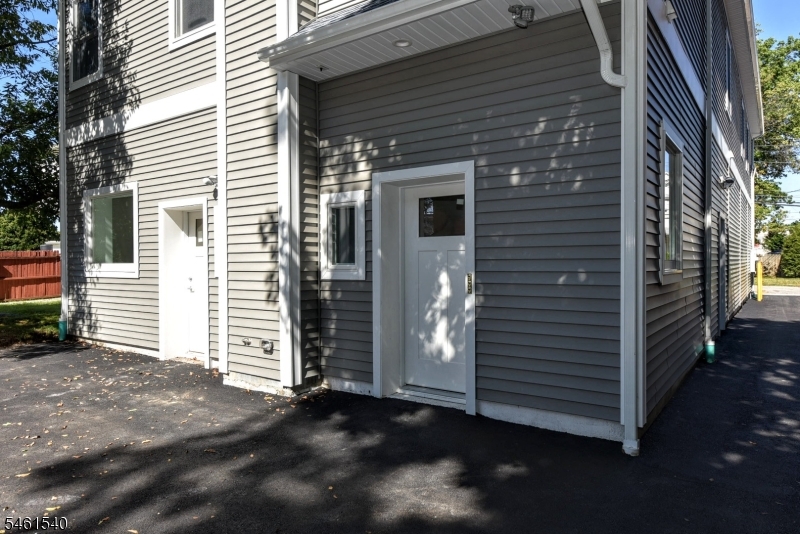 7 Bergen St 201 Property Photo 2