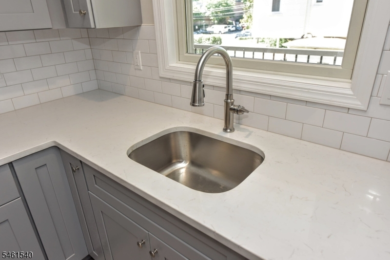 7 Bergen St 201 Property Photo 12