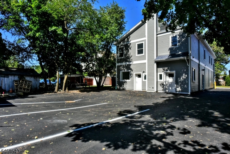 7 Bergen St 201 Property Photo 22