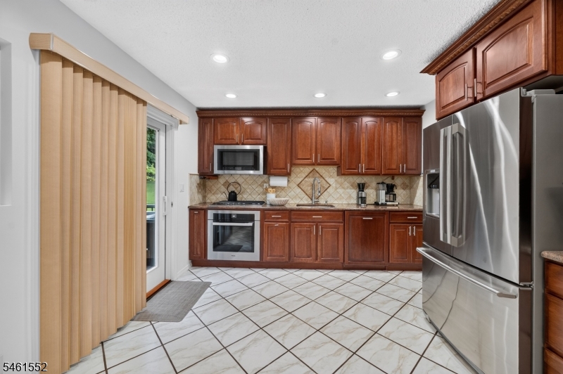 25 Normandy Dr Property Photo 10