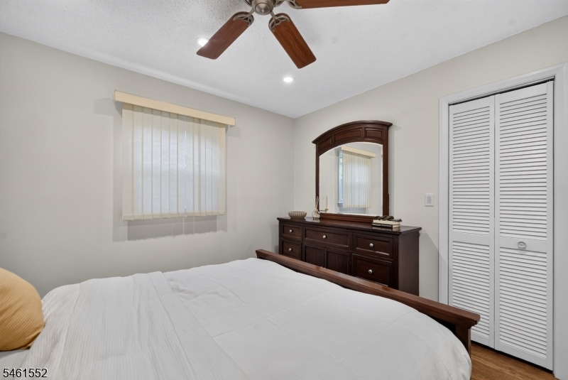 25 Normandy Dr Property Photo 23