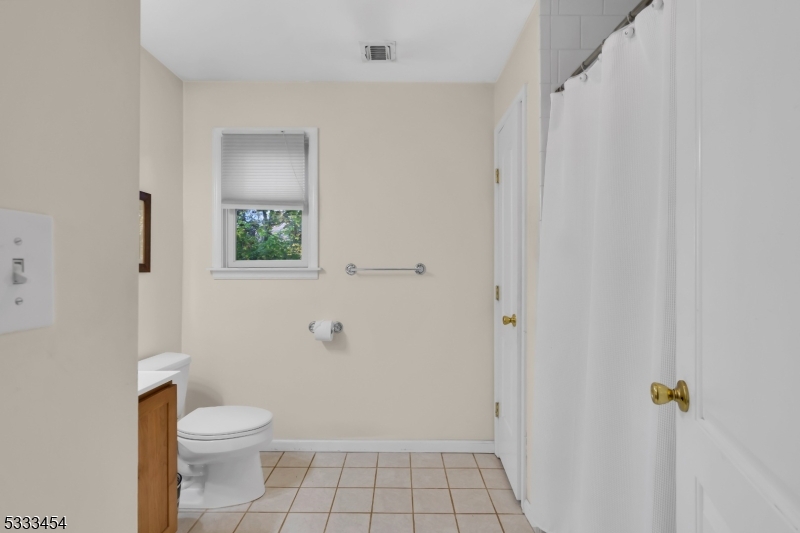 320 Ridge Blvd Property Photo 27