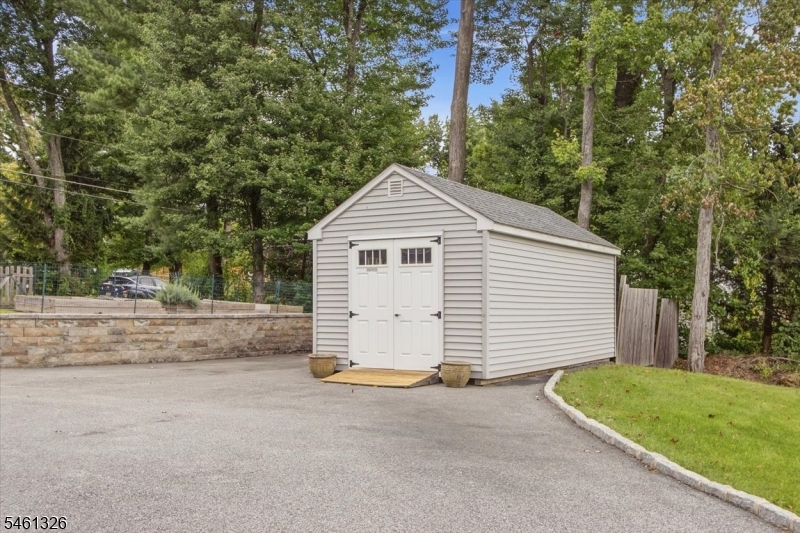 677 Canistear Rd Property Photo 30