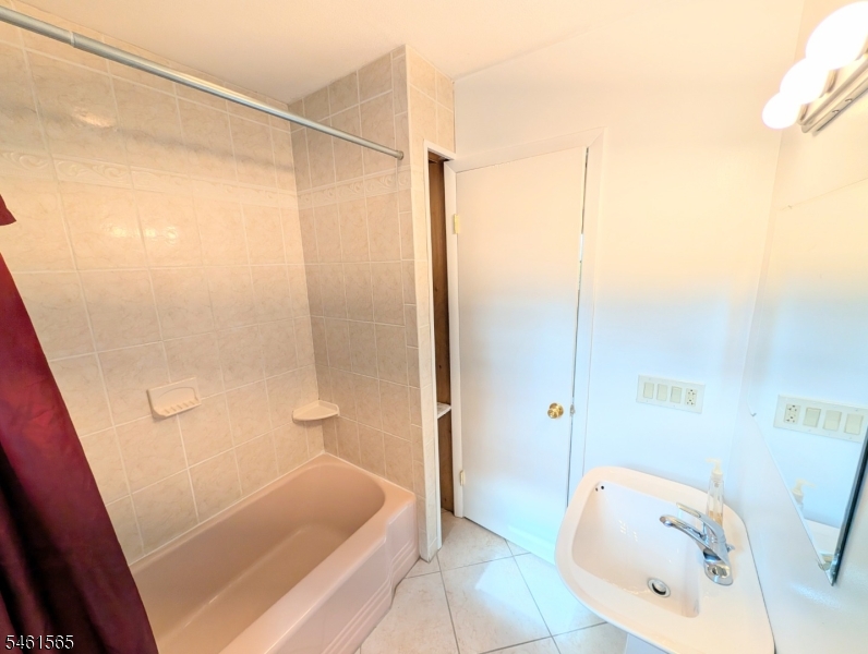 4 Kenvil Ave Property Photo 19