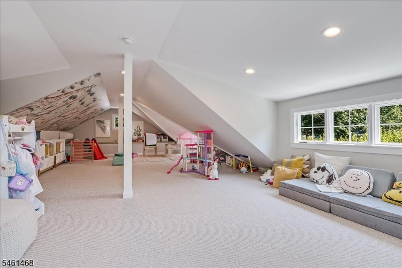 54 Oakridge Rd Property Photo 33