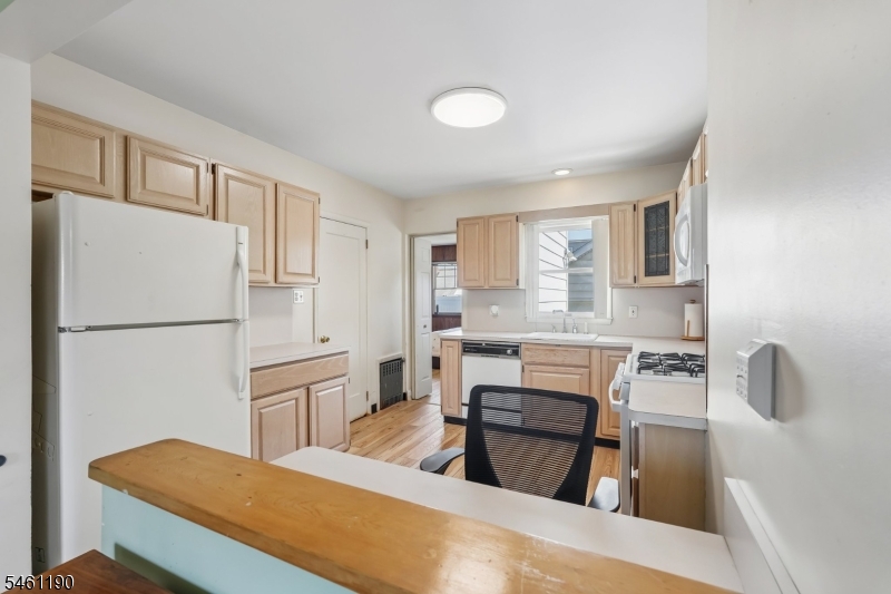 146 Bergen Ave Property Photo 9