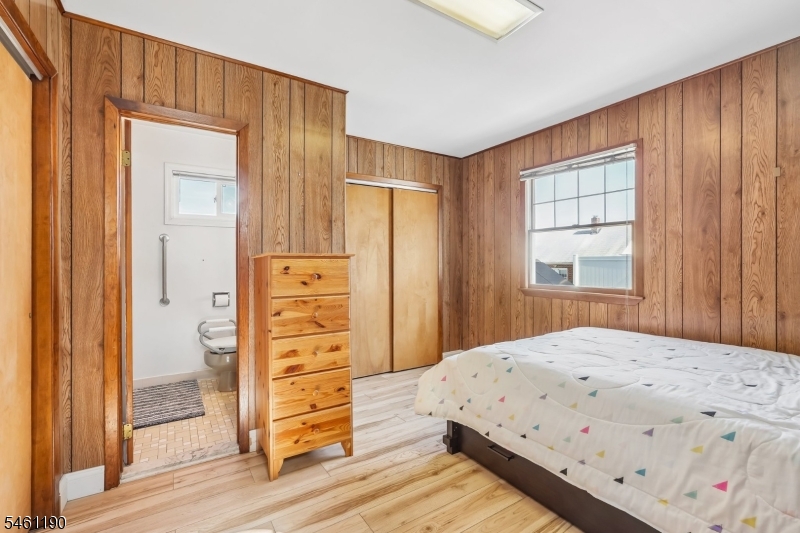 146 Bergen Ave Property Photo 11