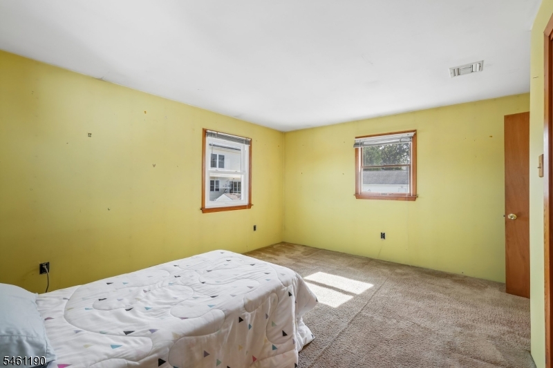 146 Bergen Ave Property Photo 23