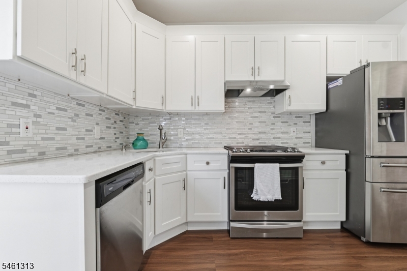 7 Derby Property Photo 7