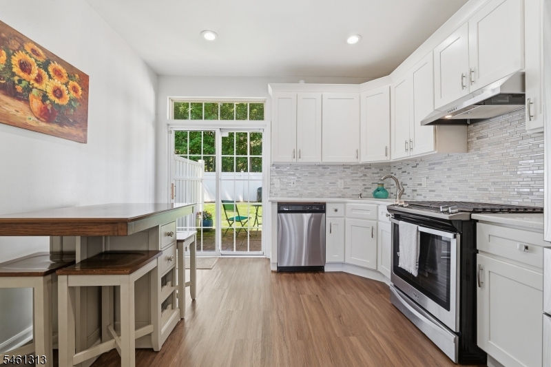 7 Derby Property Photo 19