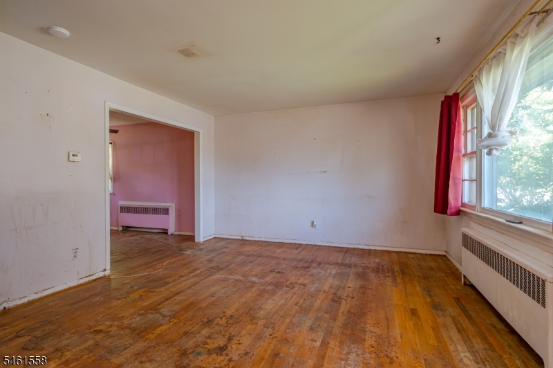 55 Grand Ave Property Photo 2