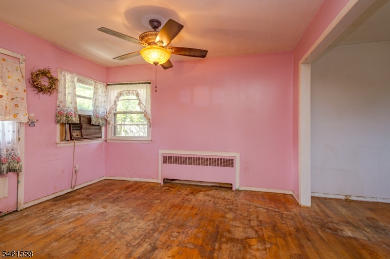 55 Grand Ave Property Photo 6