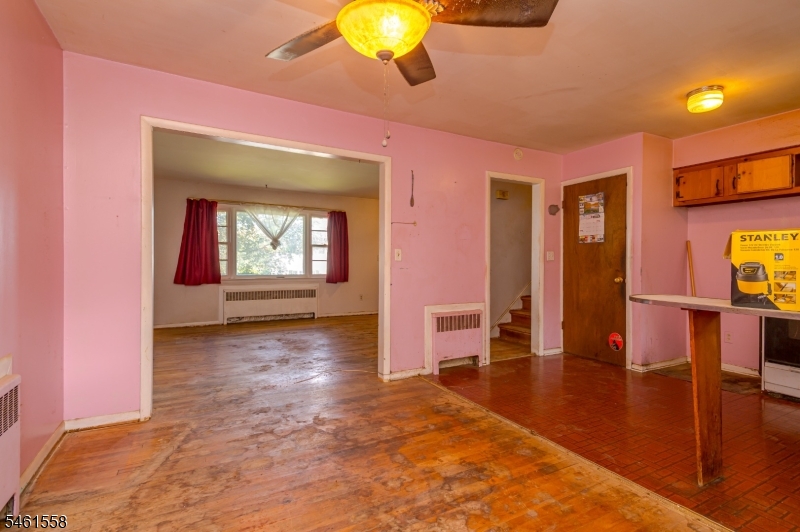 55 Grand Ave Property Photo 7