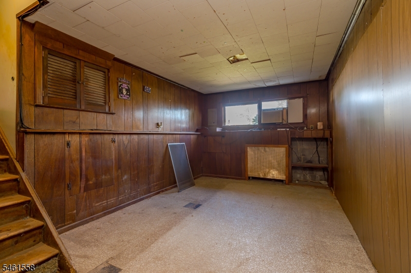 55 Grand Ave Property Photo 14