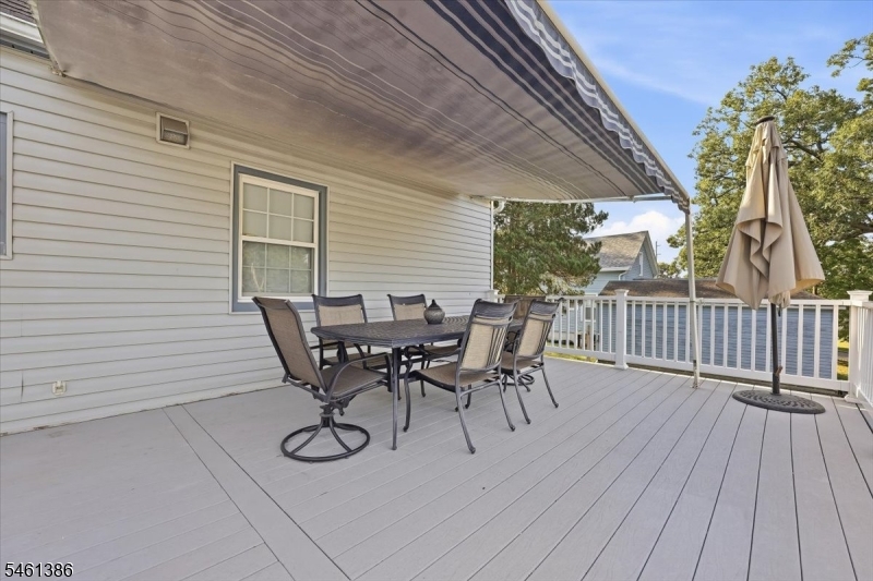 161 Manchester Ave Property Photo 33