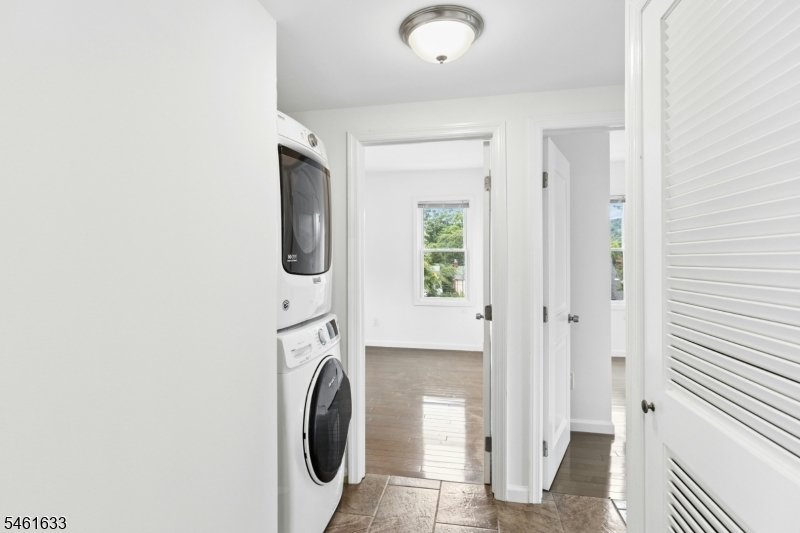 9 May Ter 2 Property Photo 12