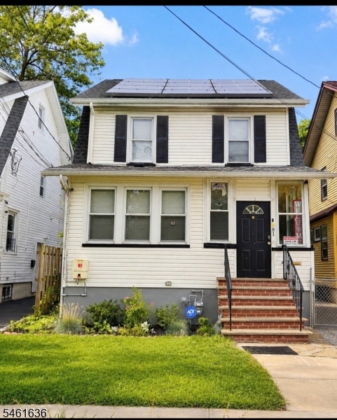81 Delmar Pl Property Photo 1
